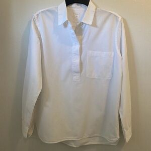 GAP White Casual Button Down Shirt